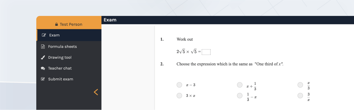 Vista do exame do aluno no Exam.net com perguntas de matemática e ferramentas como formulários e chat com o professor